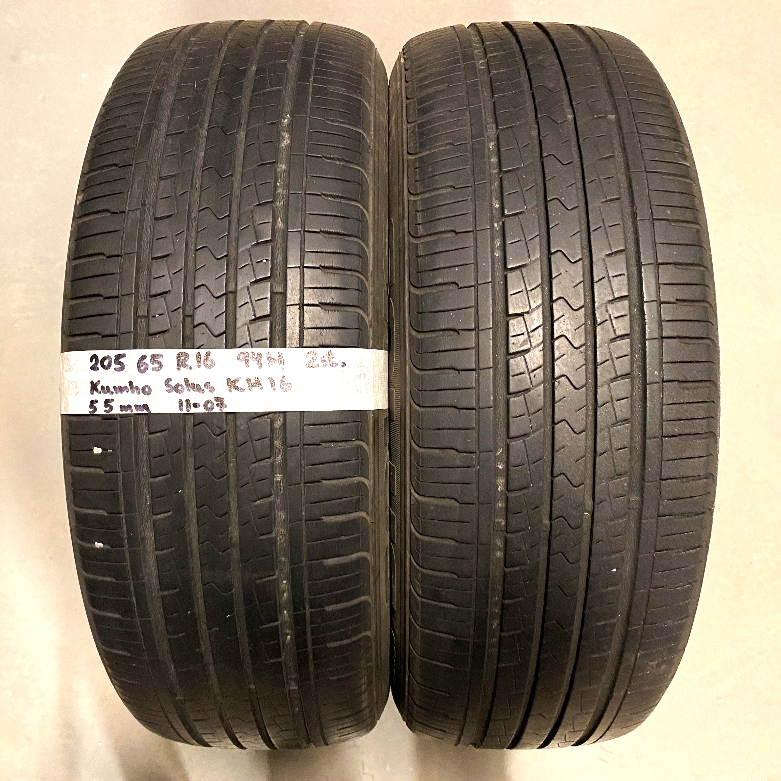 16" BEGAGNADE SOMMARDÄCK | 2 st 205/65 R16 94H Kumho Solus KH16 | V11-07 | 5|5 mm | E-5