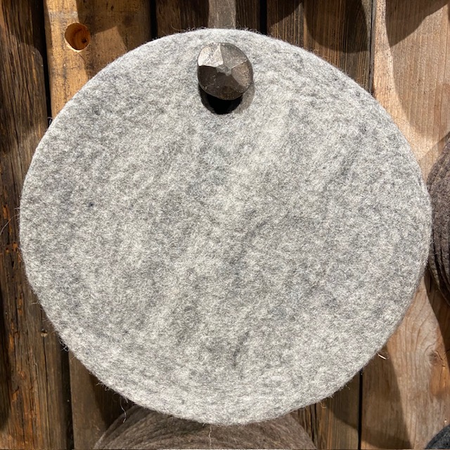 Wooldesign underlägg av tovad ull, 10 cm, 4-pack, ljusgrå - 3