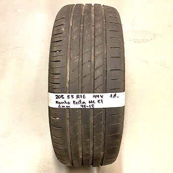 16" BEGAGNAT SOMMARDÄCK | 1 st 205/55 R16 94V Kumho Ecsta HS51 | V48-18 | 6 mm | B-4