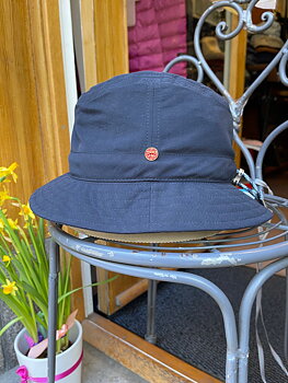  Buckethatt Emerson  UV80  + coolmax foder säljs på Hospitalsg 16 
