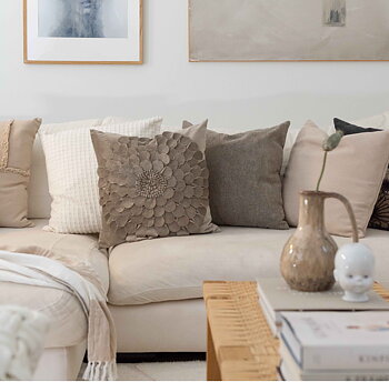 Kuddfodral Kudde Flower linbeige sammet  shabby chic lantlig stil Gårdsromantik