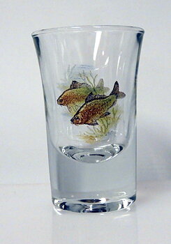 Hot-Shot 3,4 cl med Fiskar Brax
