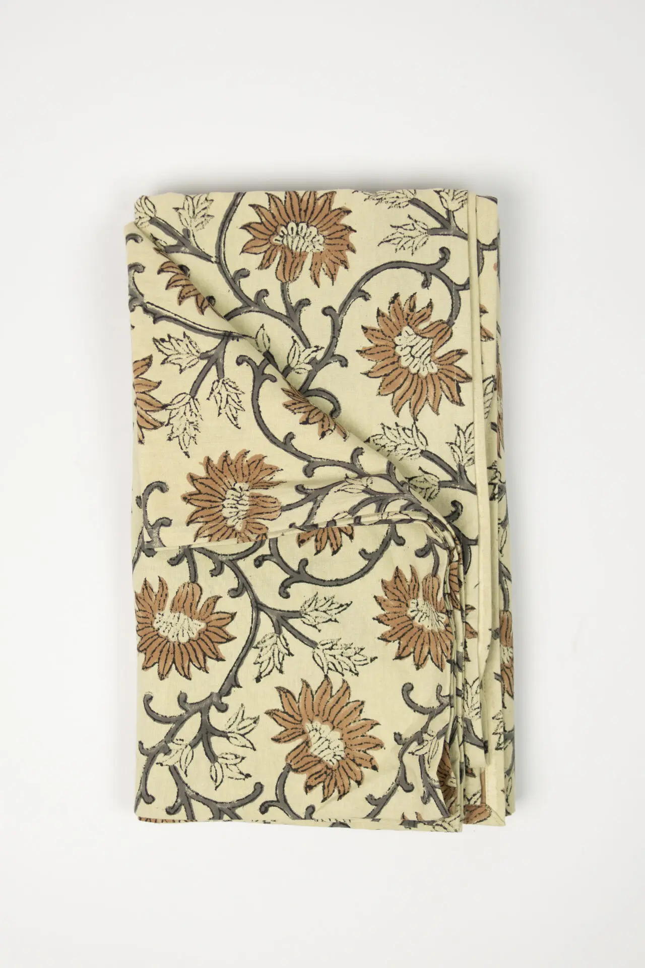 Emery duk 150×300