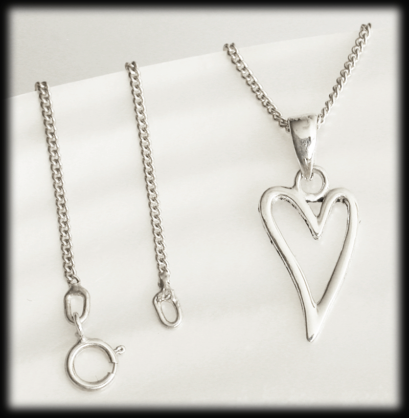 Ett hjärta för henne eller barn. Hjärta halsband i Äkta silver. - 2