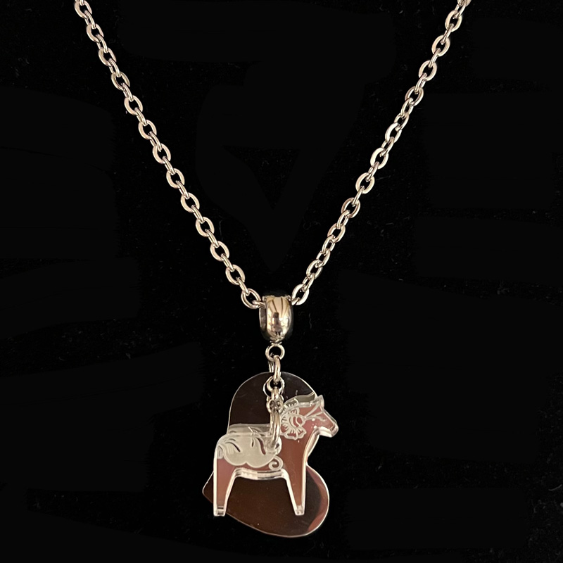 Wilma Kort Halsband