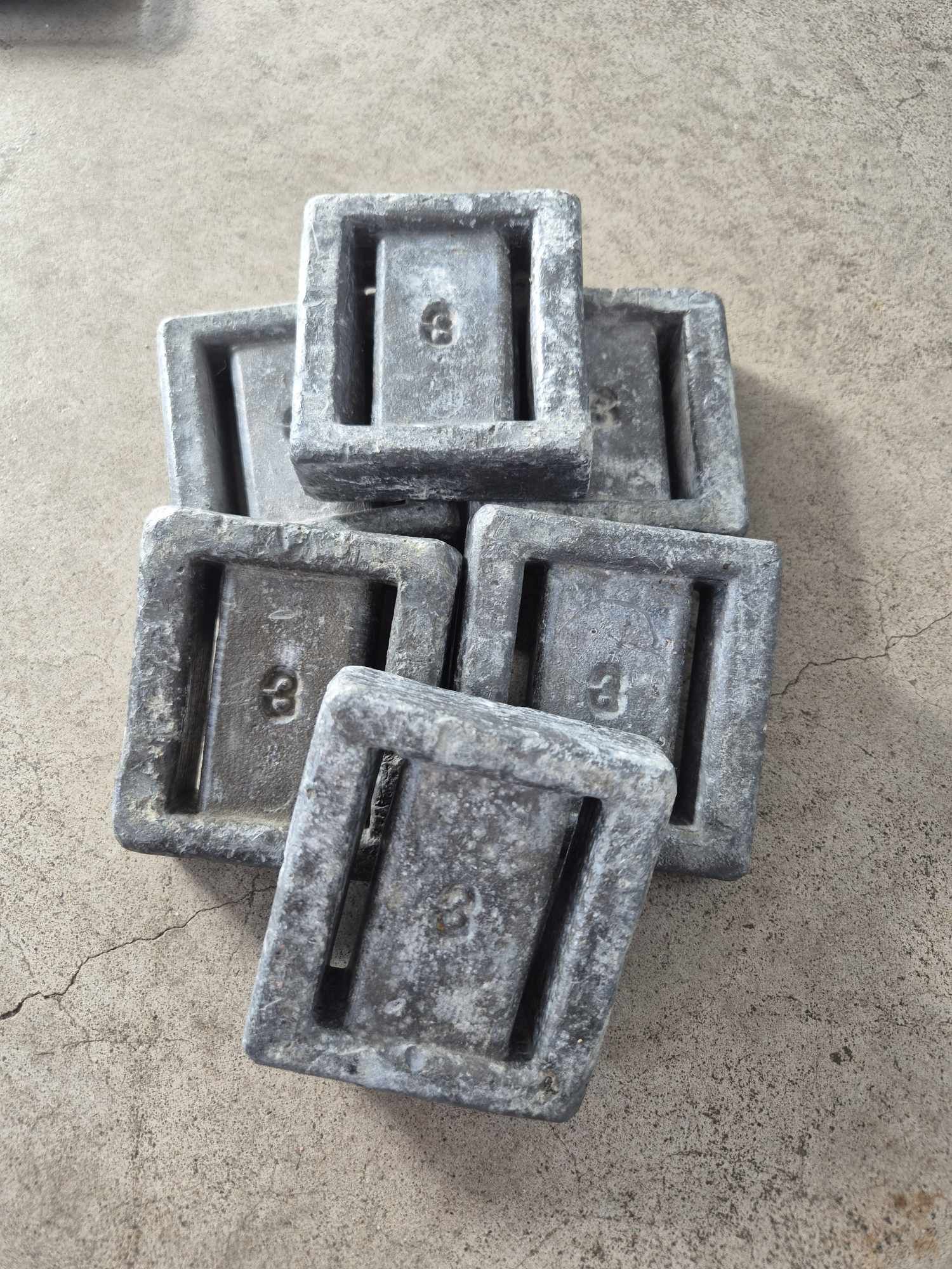 Blyvikter 3 lbs (ca 1,3kg)