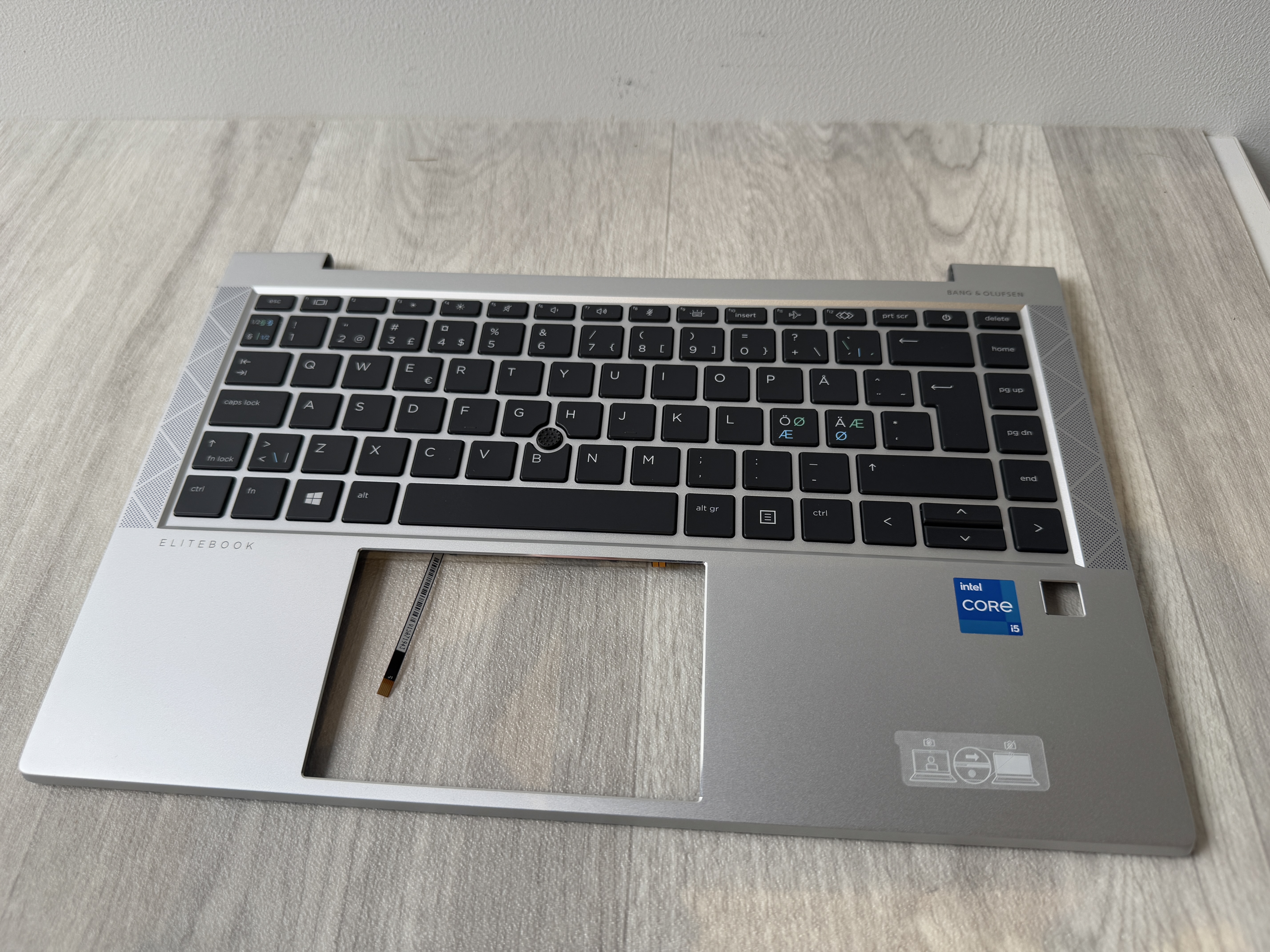 Original HP Palmrest / Keyboard Elitebook 840 G8 M51616-DH1 Nordic