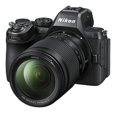 Nikon Z5 II + 24-200/4,0-6,3 VR