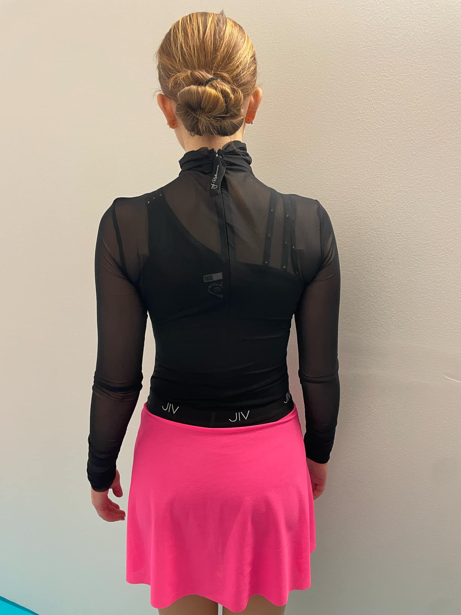 Rosa kjol med shorts från JIV  - 3