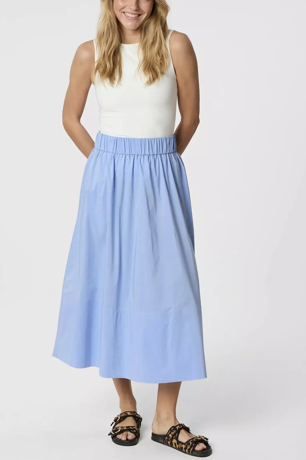 Neo Noir  - Yara Poplin Skirt Sky Blue - 3