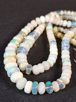 Äkta Etiopisk Opal Pärlor på Sträng - Rundad disk