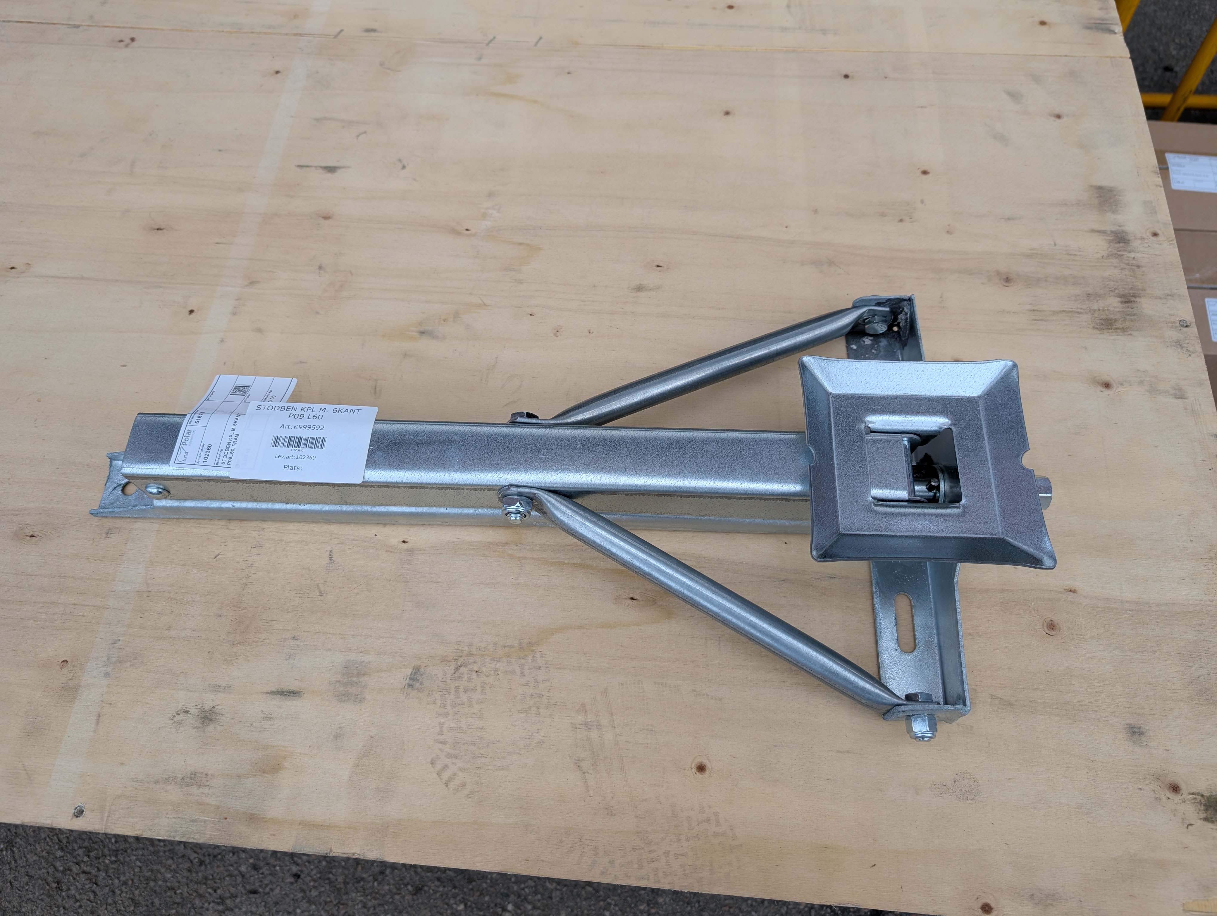 Support leg cpl. with hexagon P09 L60 - 2