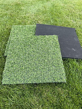 LG Tasstarget Gräs/gummi 30x30 cm