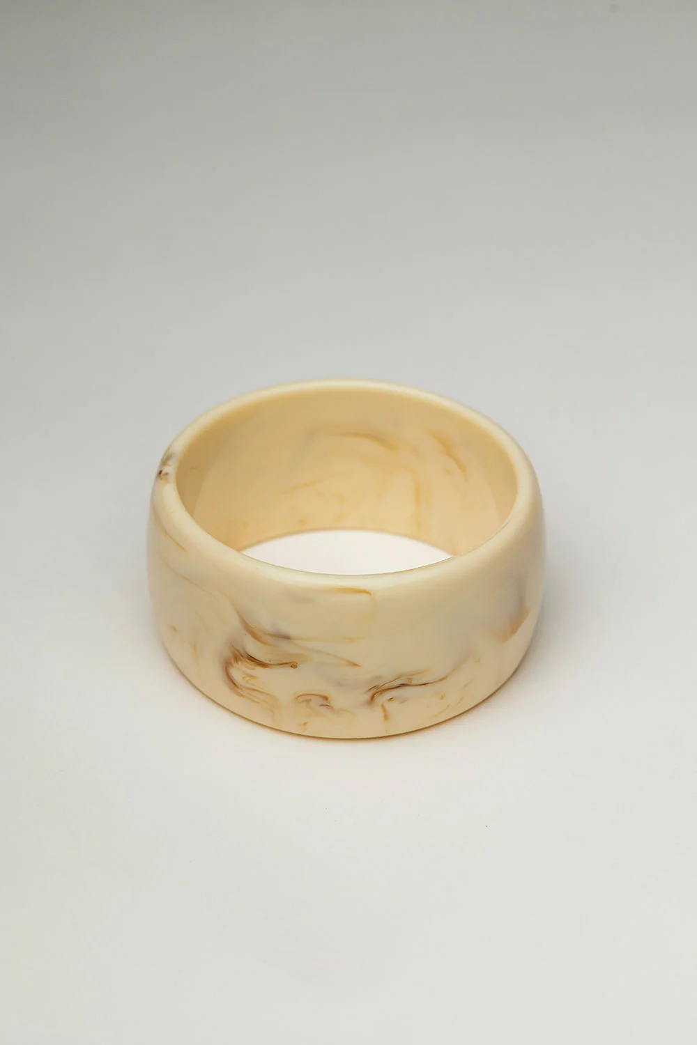 Bow 19 - Big Bracelet Marble White