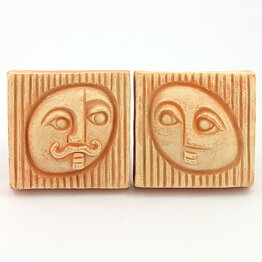 Lars Bergsten (1960s) Two Wall Plaques with Couple Head Relief 9 cm (3)
