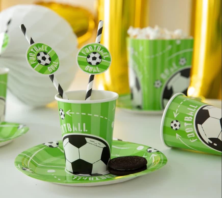 Pappersmuggar - Fotbollsplan - 2