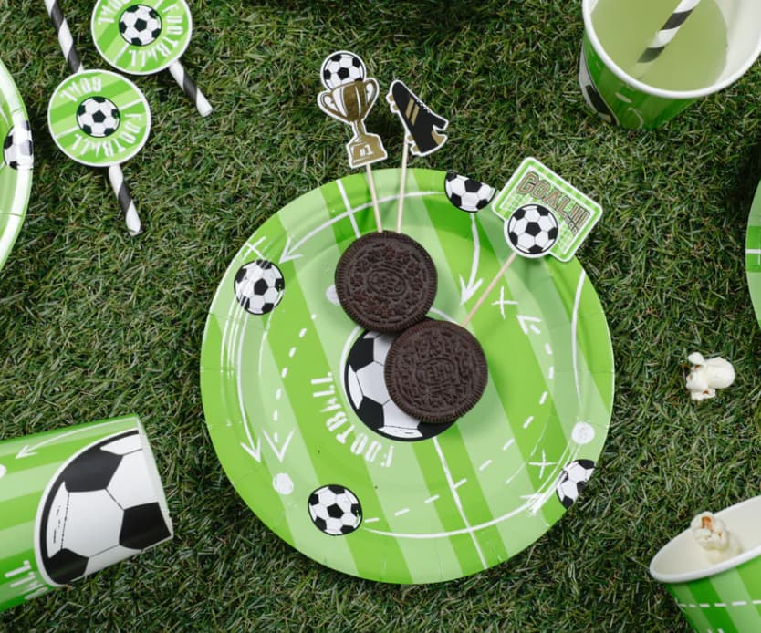 Papperstallrikar 18 cm - Fotbollsplan