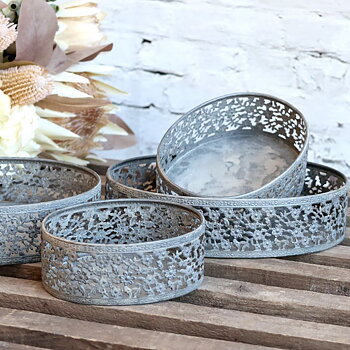Fat med dekorativ spetskant antik zink 4 set Lantlig stil Gårdsromantik