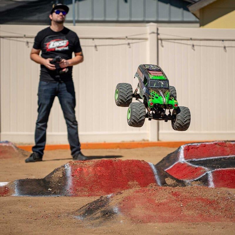 LOSI 1/8 LMT 2.0 Grave Digger 4X4 Solid Axle Brushless Monster Truck RTR, Green - 11