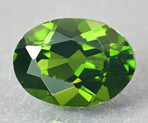 Preciosa piedra preciosa suelta de diópsido cromado natural de corte ovalado de 0,89 ct