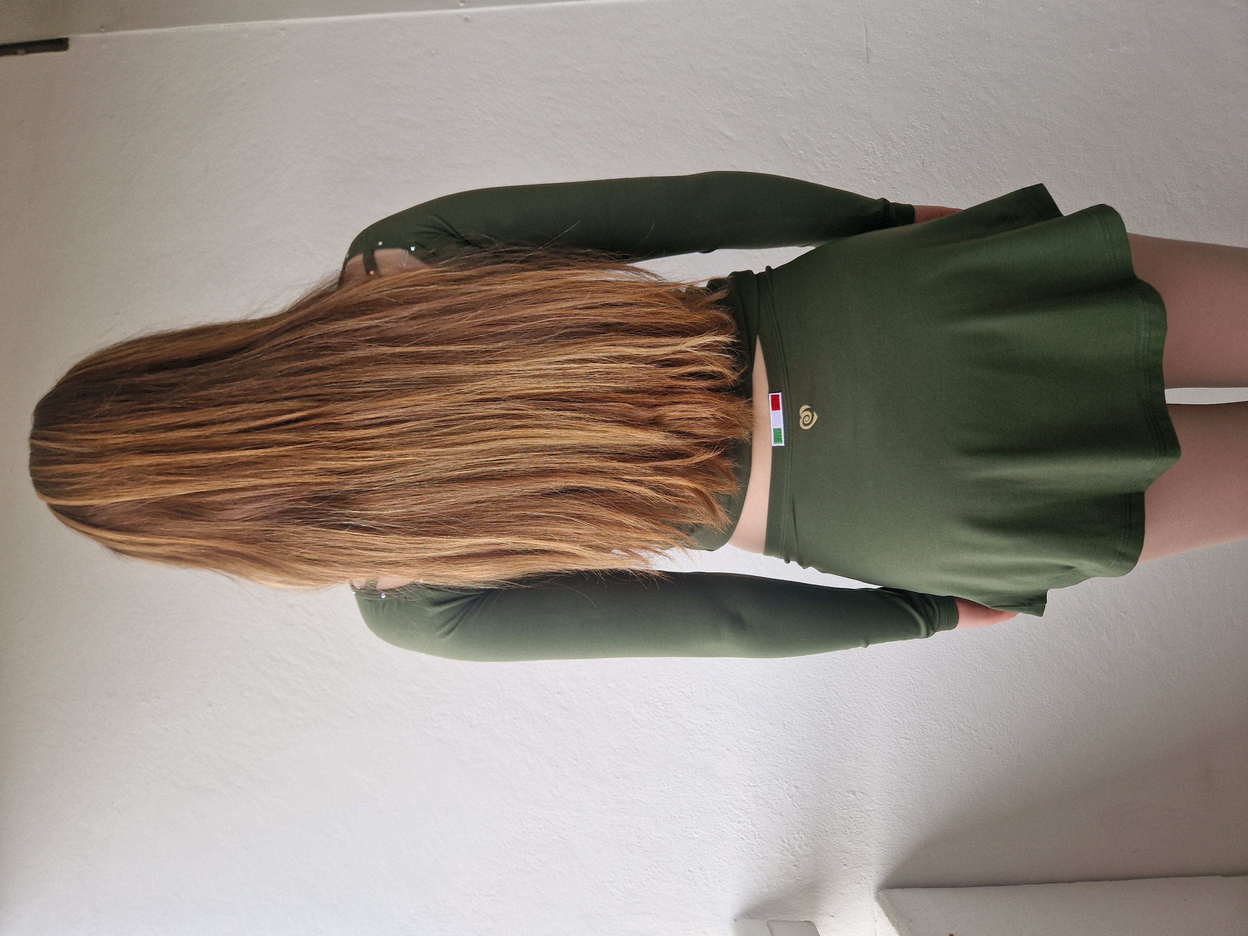 Mörkgrön kjol med kristaller från Bolero - 2