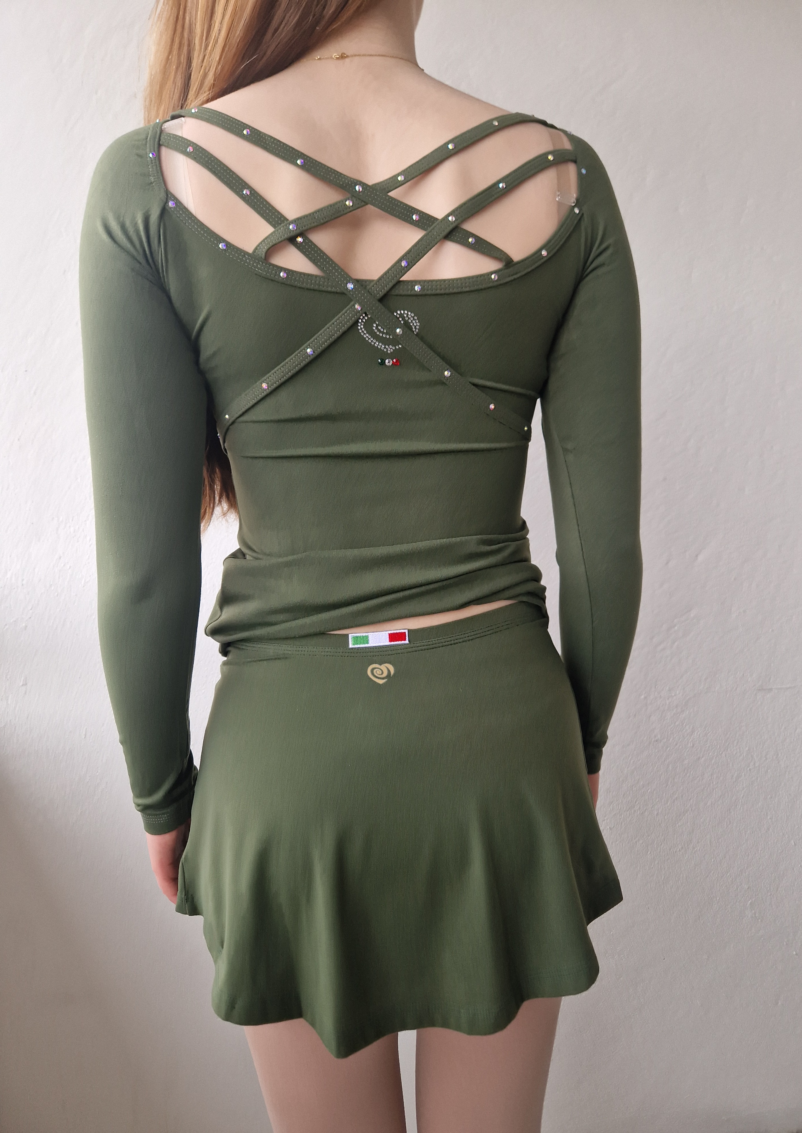 Mörkgrön kjol med kristaller från Bolero - 3