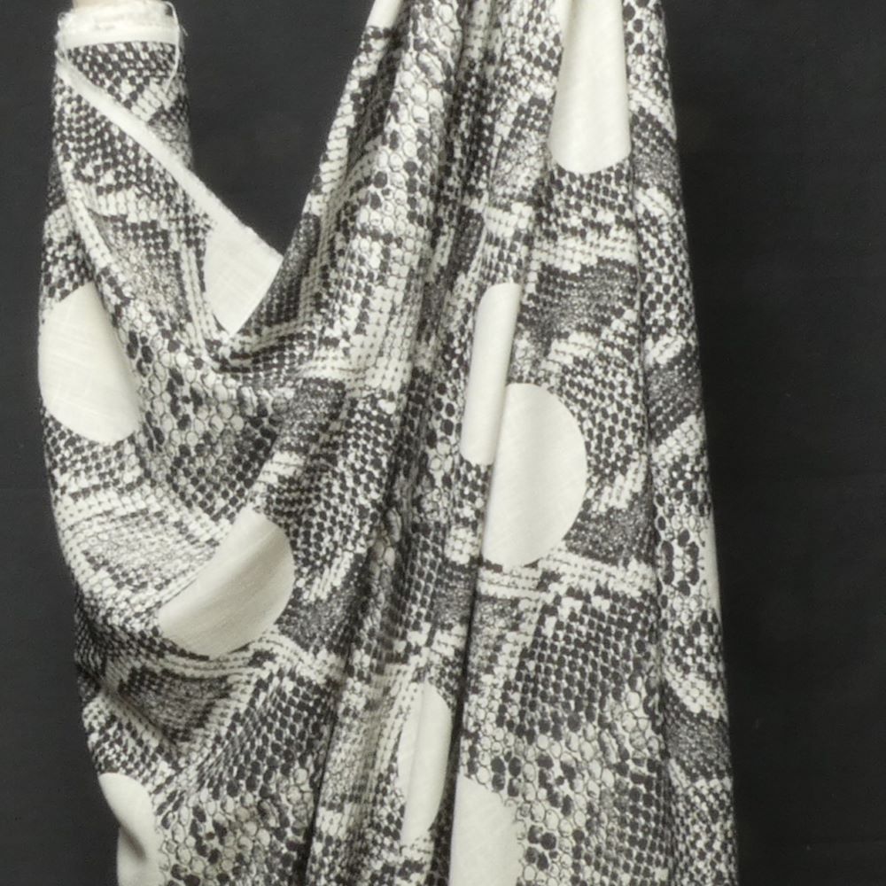 Printed viscose linenblend 