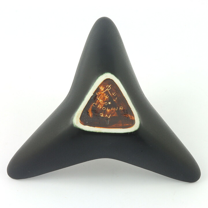 Gunnar Nylund (Caolina 1955) Black Modern Bowl 13 cm