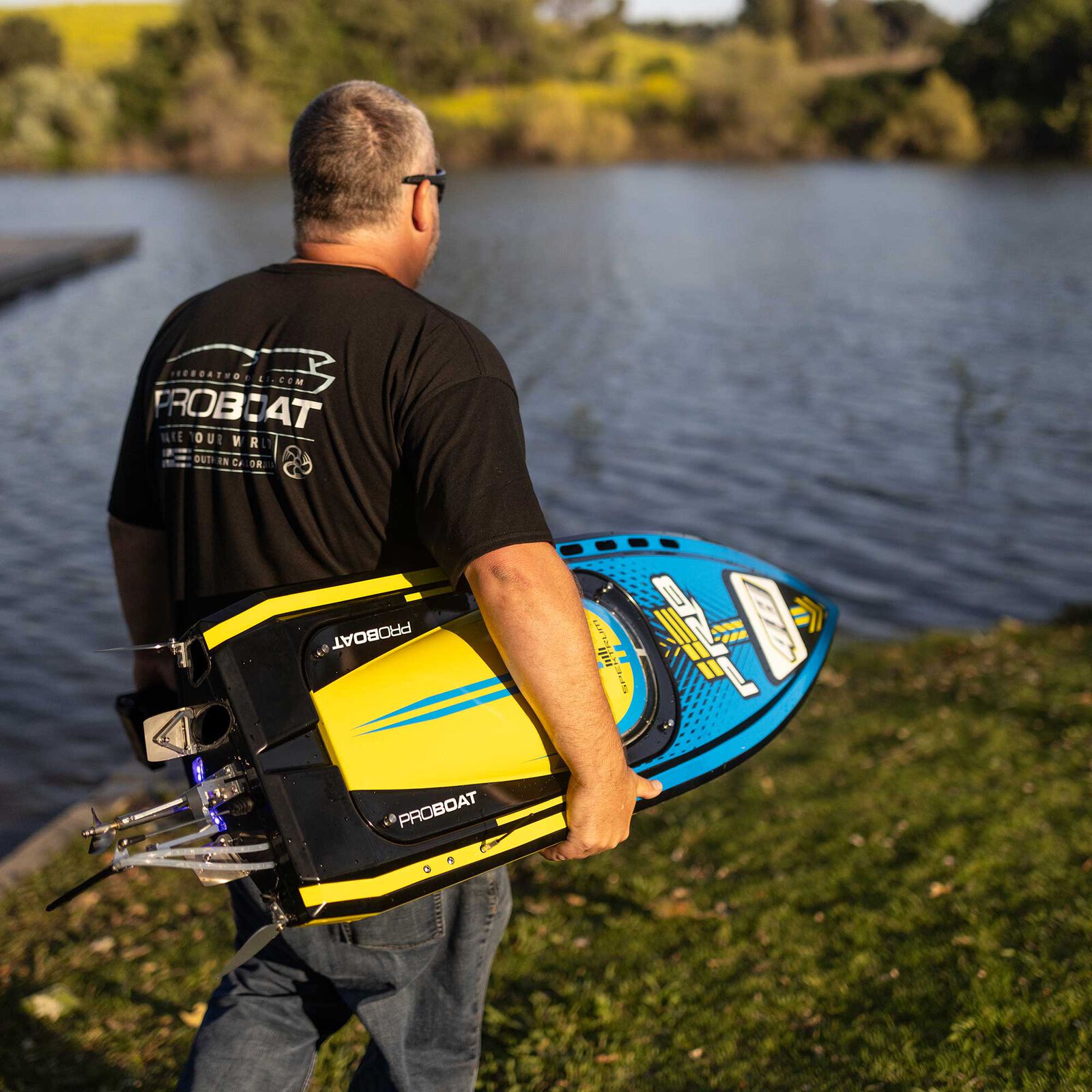 ProBoat PRB08052 Super Sonicwake 48" 8S Self-Righting Brushless Deep-V RTR - 21