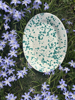 Ovalt fat 25 cm grön
