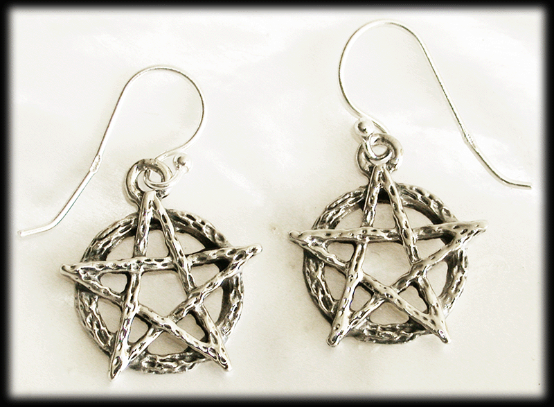 Rejäla Pentagram örhängen i silver. - 4