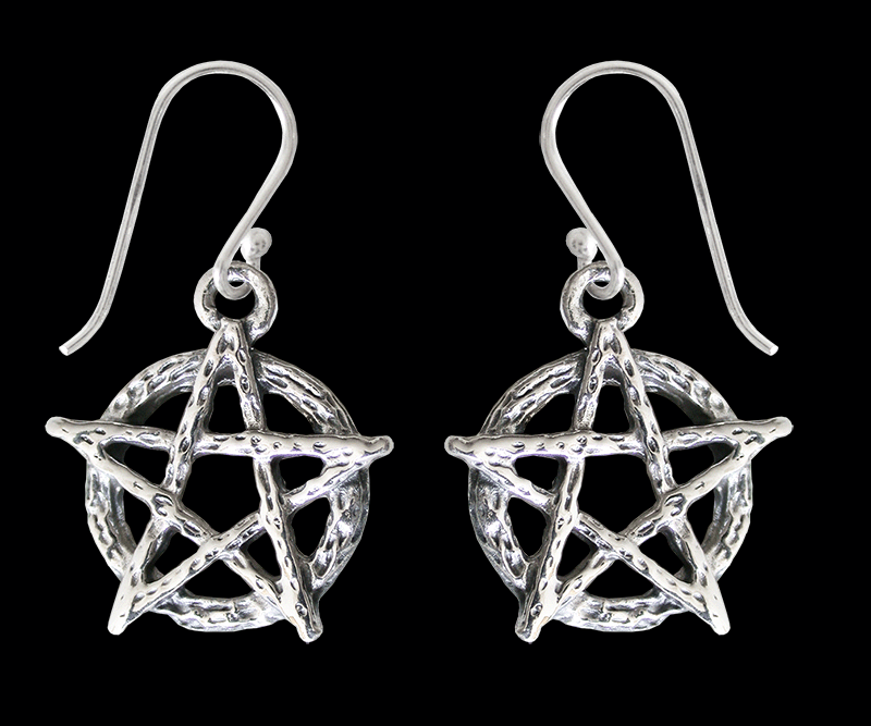 Rejäla Pentagram örhängen i silver.