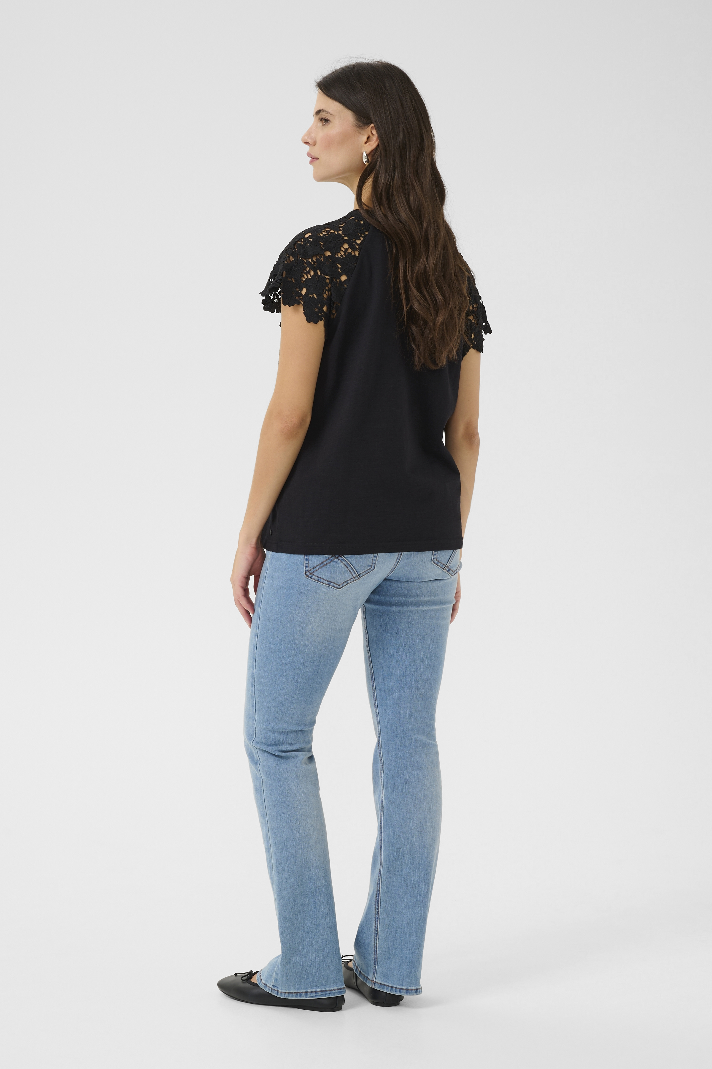 CRFin T-Shirt Svart top med kort spetsärm - 3