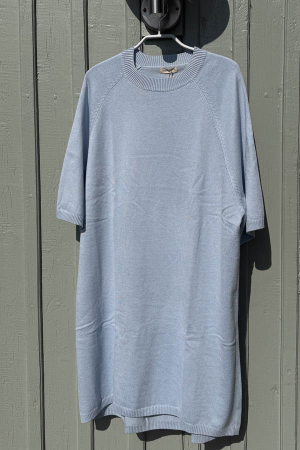 Movesgood - Core Dress Oversized Light Blue
