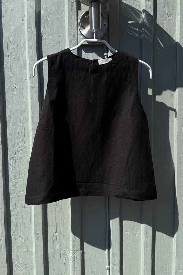 Movesgood - Noor Tank Top Black - 11