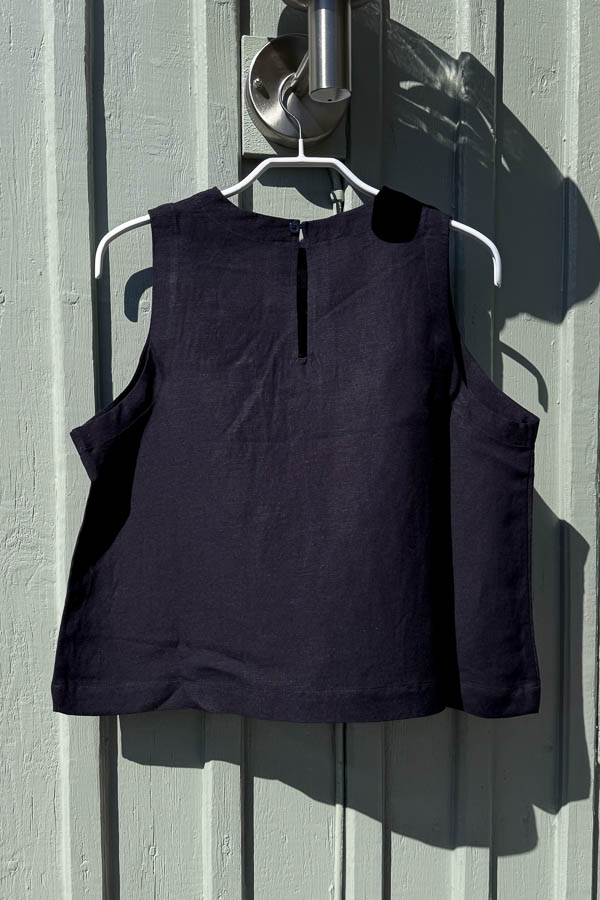 Movesgood - Noor Tank Top Dark Blue - 8