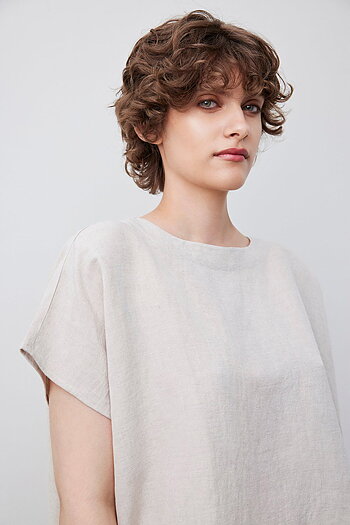 Movesgood - Ebelle Oversized Top Sand