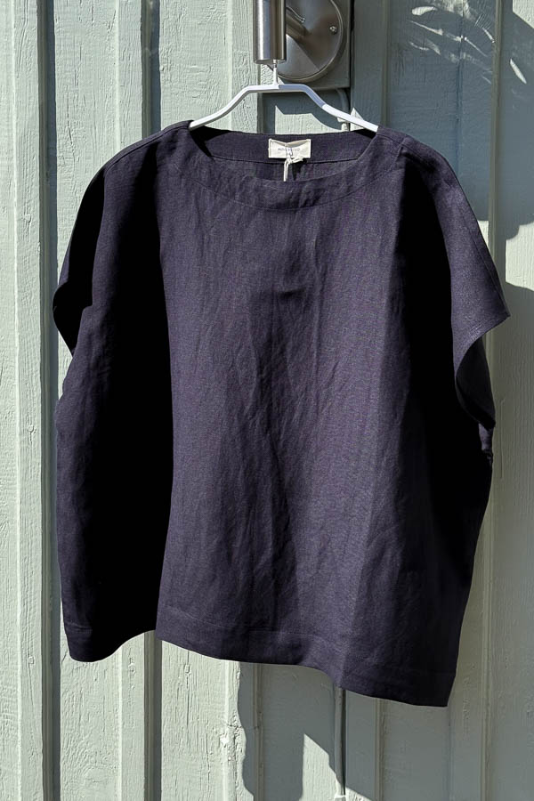 Movesgood - Ebelle Oversized Top Dark Blue - 5