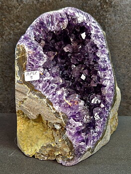 Ametist Minigrotta, Polerad
