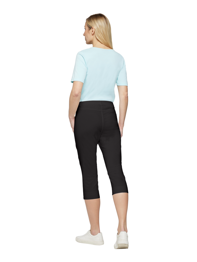 Capri Pants - Black - Signature