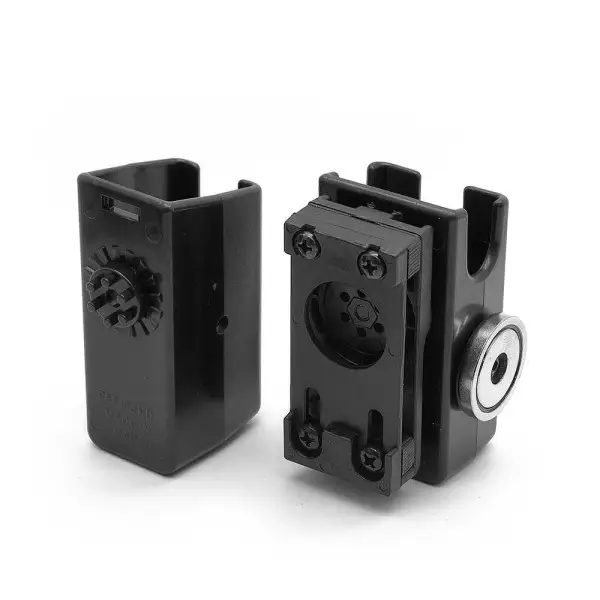 Ghost 360 Magazine Pouch with Magnet 2