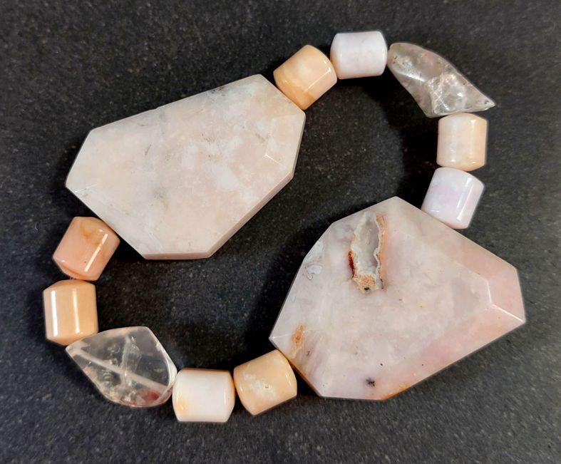 Stenarmband med Rosa Opal och Bergkristall