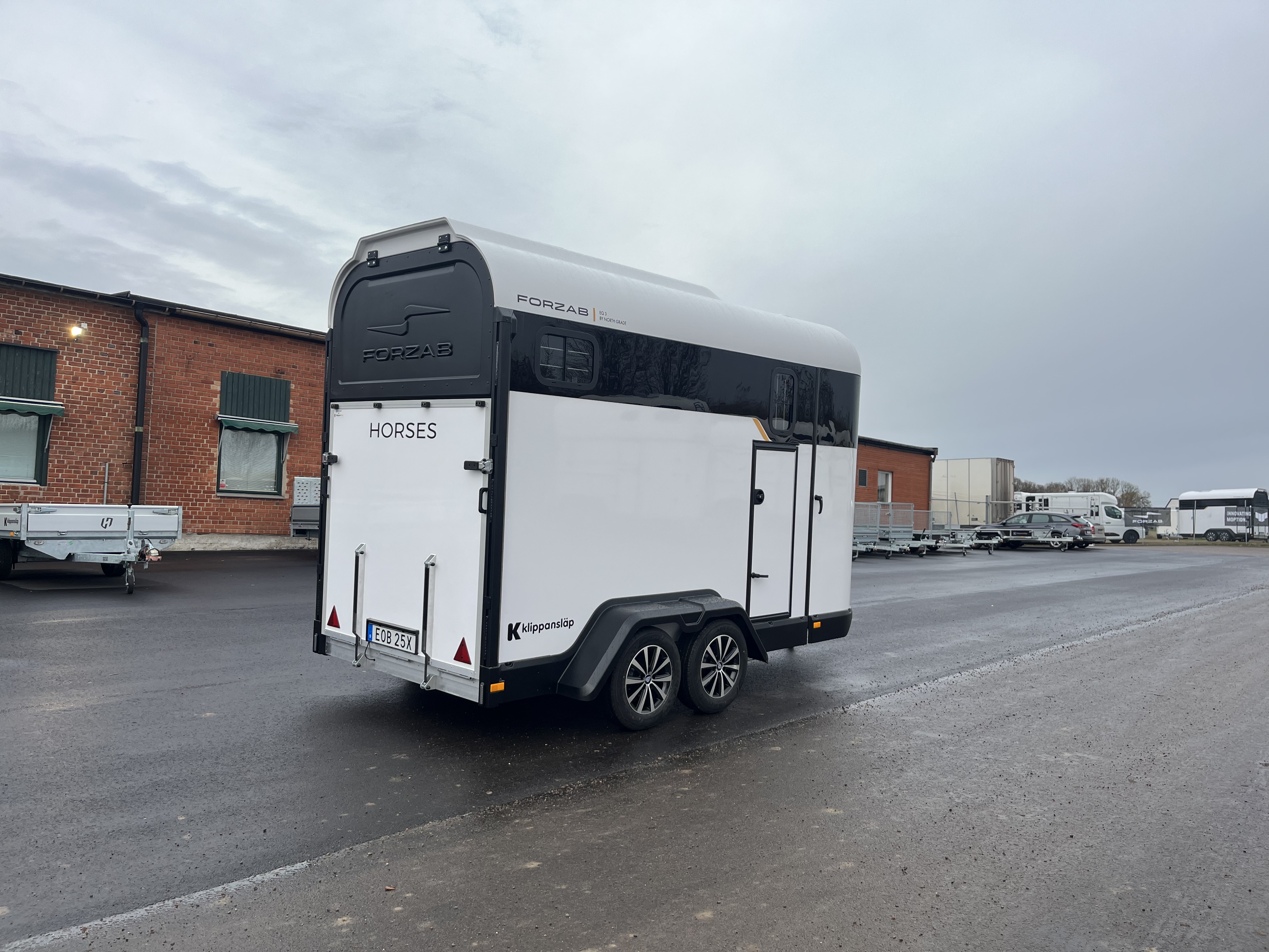 Forzab EQ 3 stor sadalkammare :::  1350 - 2700 kg  - 8