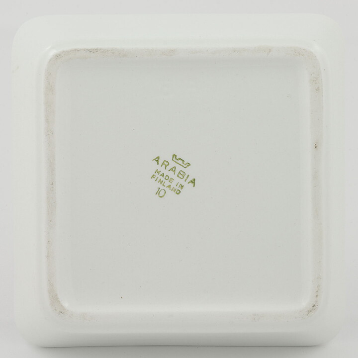 Raija Uosikkinen (Emilia 1959) Quadratic Bowl  with Graphic Motif 14 cm (4)