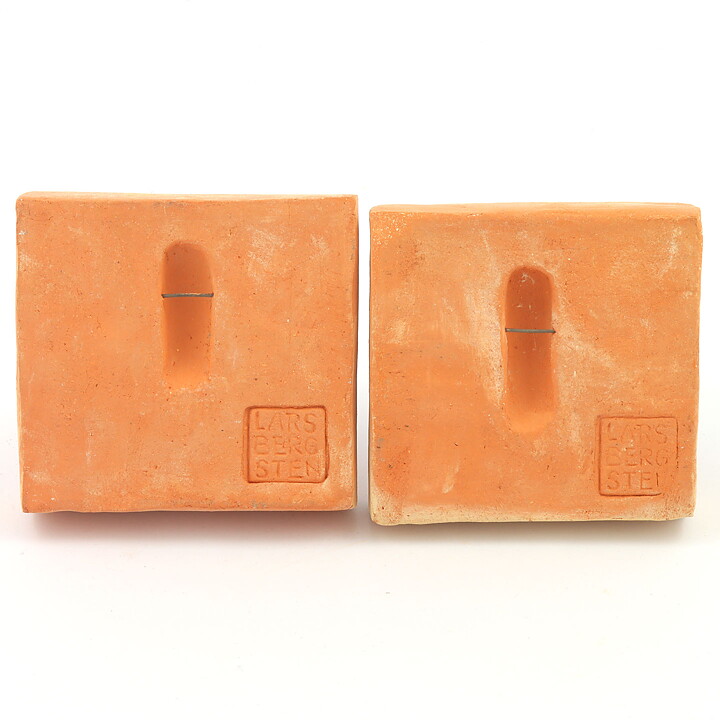 Lars Bergsten (1960s) Two Wall Plaques with Couple Head Relief 9 cm (4)
