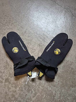 Poseidon Proglove3, L