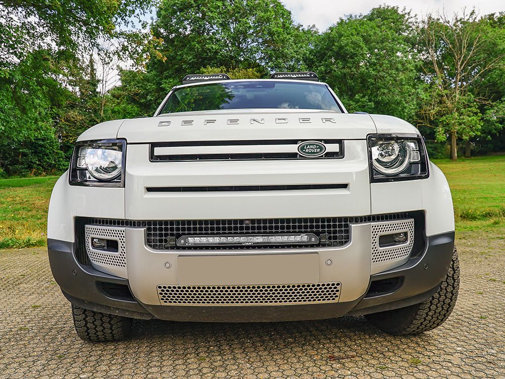 Land Rover Defender 2020+ Grille Kit - Linear 18 - 6
