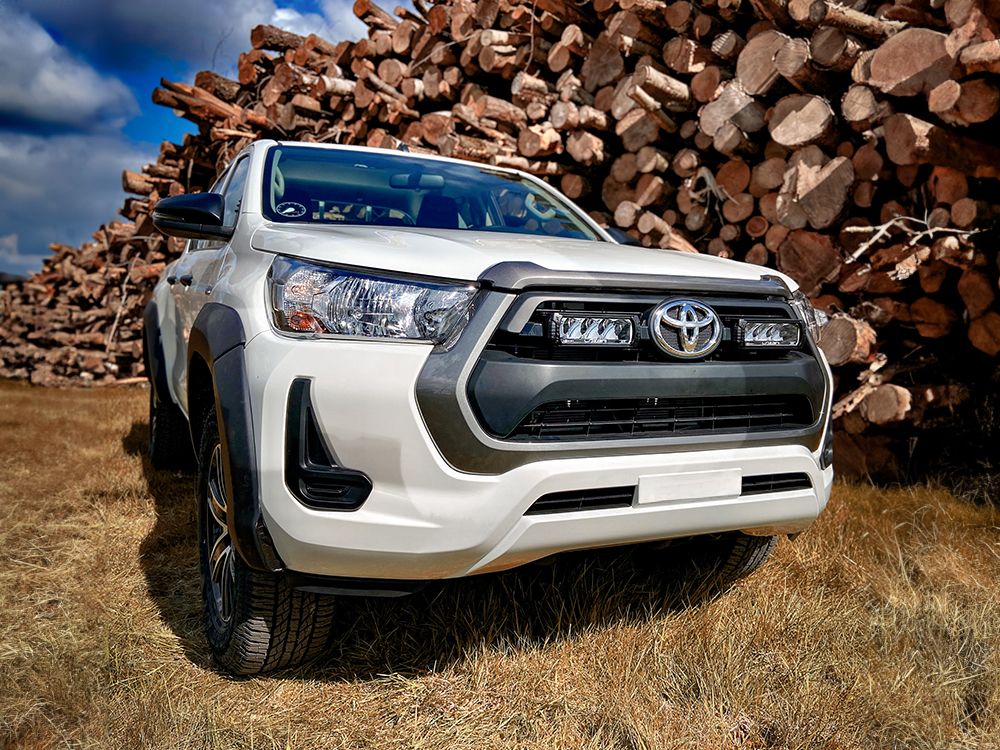 Toyota Hilux 2021+ Grille Kit - Triple-R 750 Elite - 3