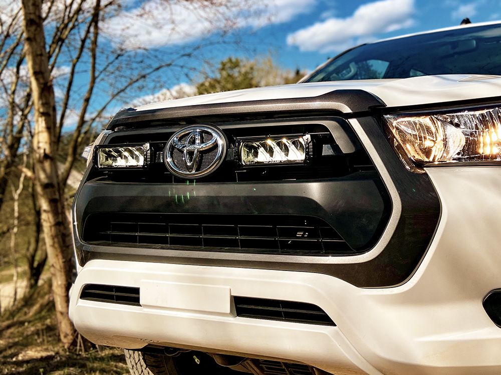 Toyota Hilux 2021+ Grille Kit - Triple-R 750 - 3