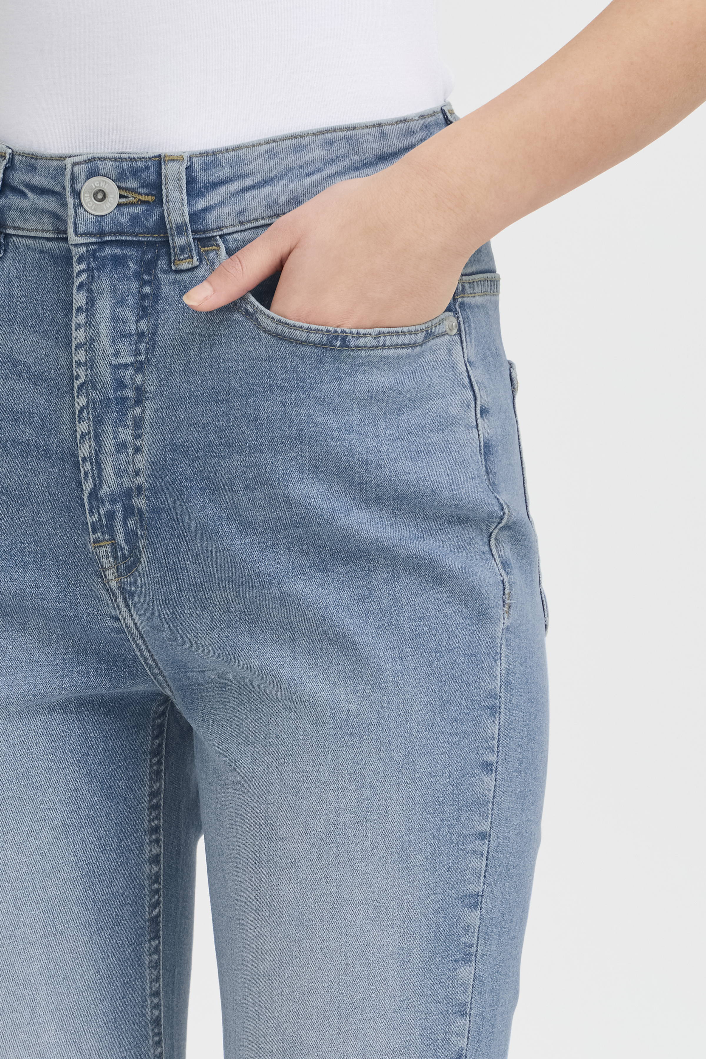 IHTWIGGY FLAIRED HIGH WAIST Jeans Light blue - 4